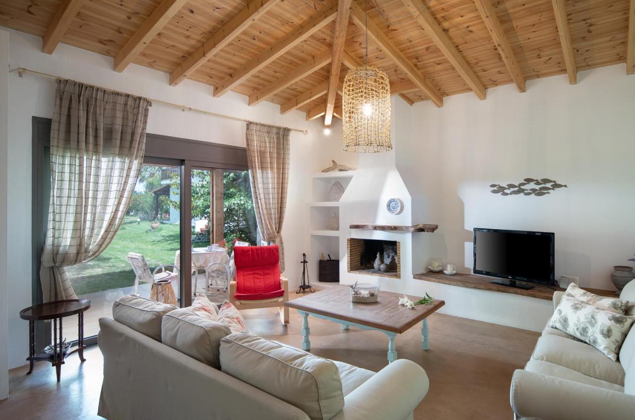 Villa Menie - Golden Fig Sykia Lodge Paralia Sikias Εξωτερικό φωτογραφία